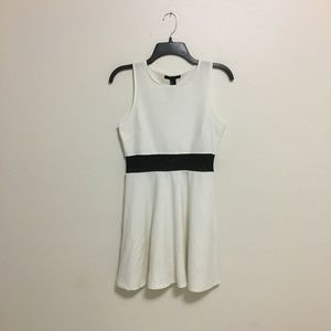 Forever 21 Sleeveless Skaker Dress (w/ waist mesh)